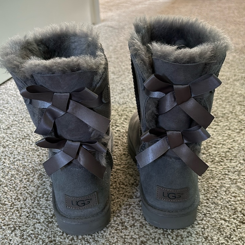 Bailey Bow II Uggs
